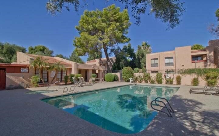 3131 West Cochise Drive